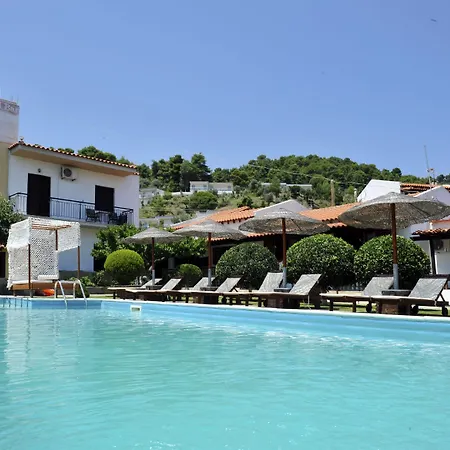 Yalis Hotel